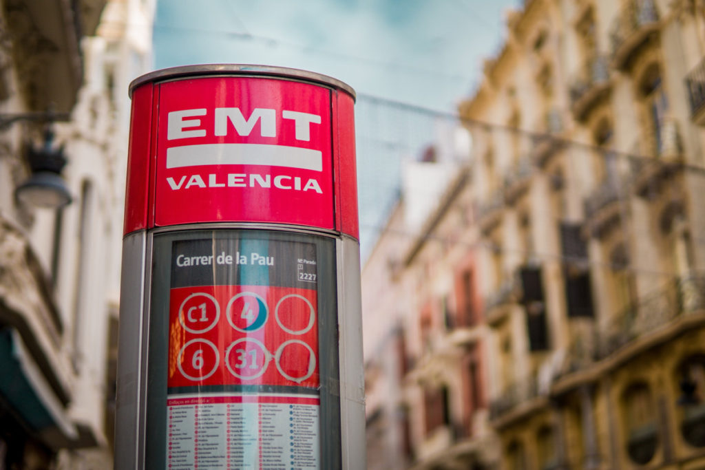 EMT de la calle Colón