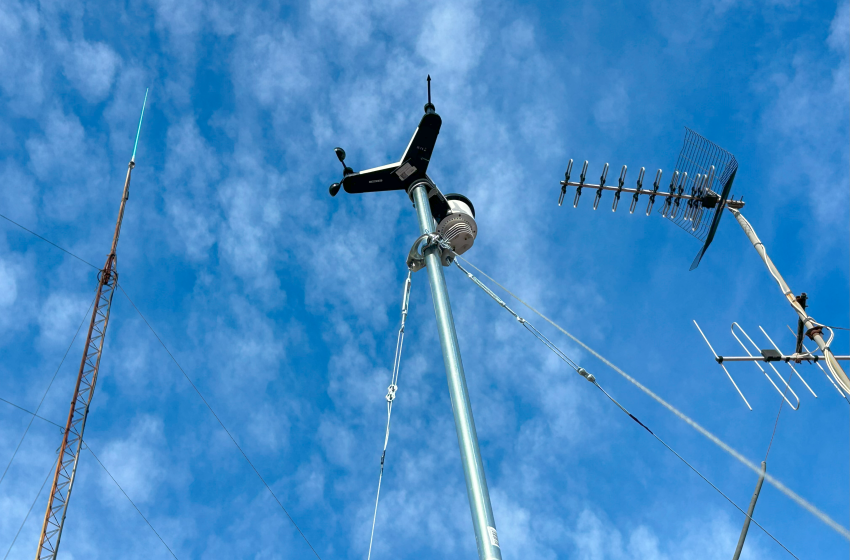  Rafelbunyol instal.la la segona estació meteorològica pròpia a l’edifici municipal