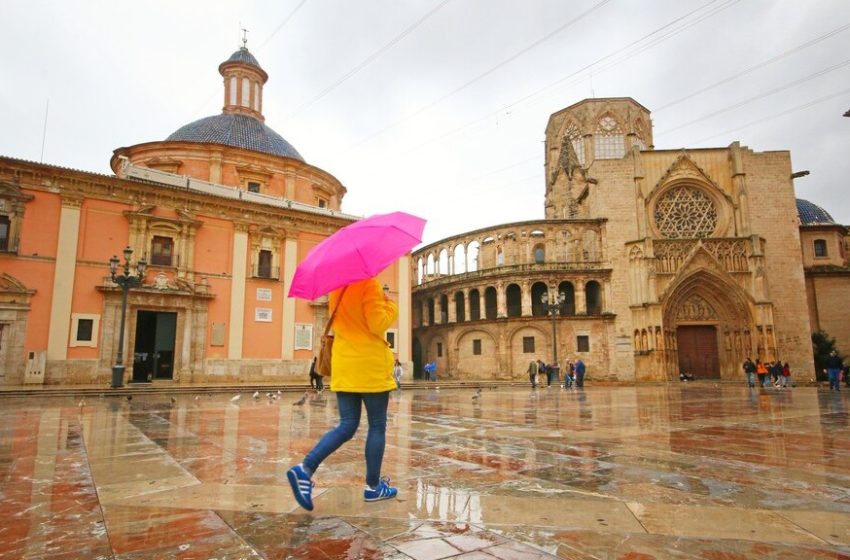  Les Falles de València activen un protocol per a organitzar les activitats falleres en cas d’alerta meteorològica