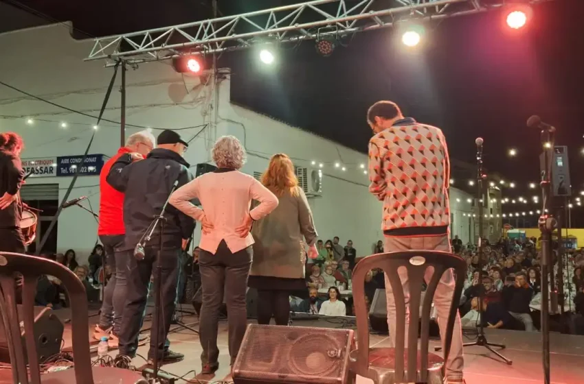  Massalfassar acull un combat de versos per a reivindicar el cant valencià improvisat