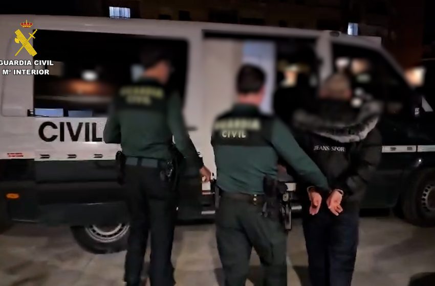  Detingut un home per robar combustible a camioners que feien descans nocturn en l’AP-7, a Torrent