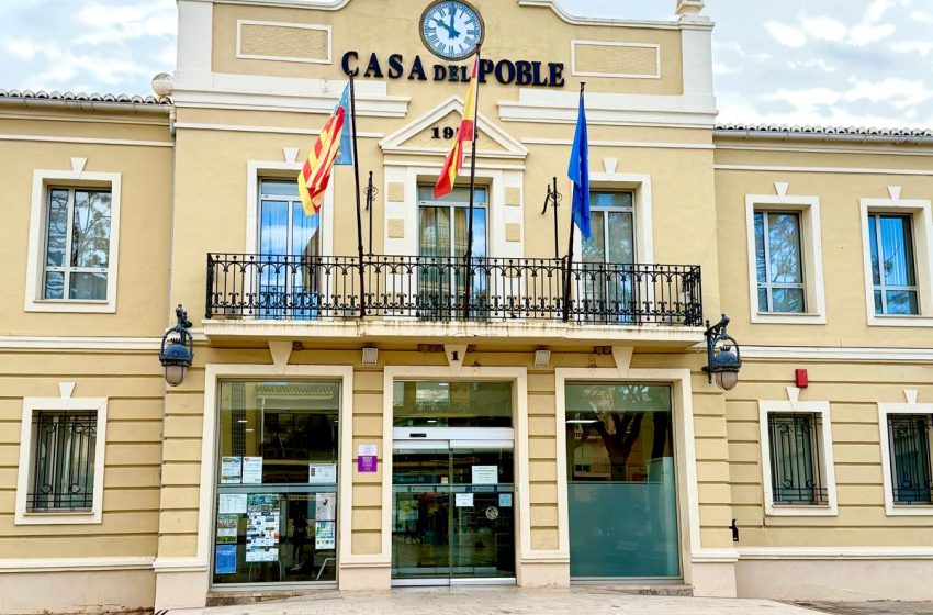  El programa ‘La Pobla et beca’ s’amplia amb més places i incorpora una nova àrea de Joventut a La Pobla de Farnals