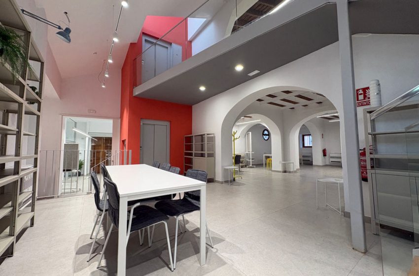  Ikea Alfafar dona el mobiliari de les noves oficines municipals de Picanya