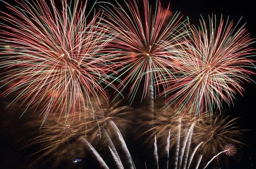  València dispararà una mascletà nocturna el 2 de maig per celebrar el Dia de la Mare