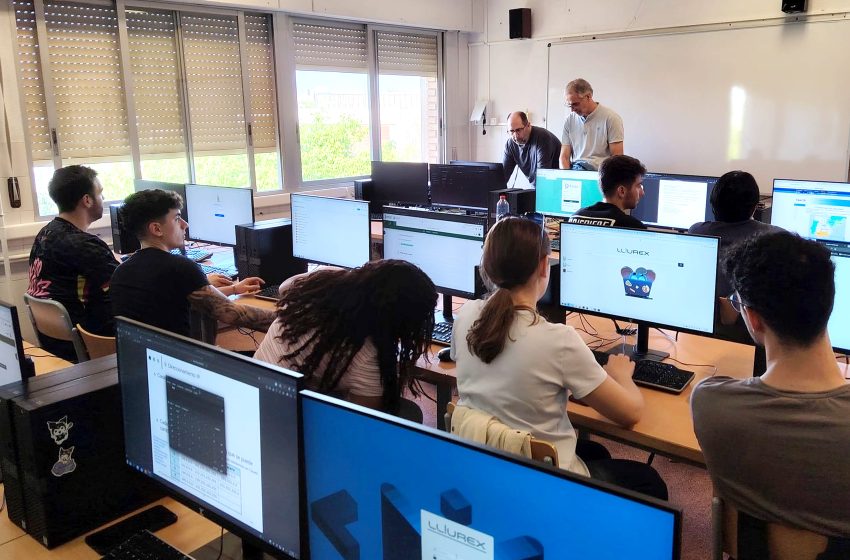  Paiporta participa en la XII edició del ProgramaMe Online, el concurs nacional de programació per a cicles formatius