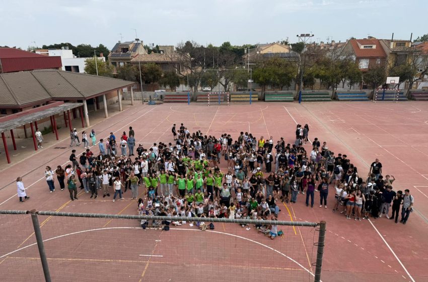  Vora 500 estudiants i docents marxen fins a Picanya en defensa de l’Horta pel Dia de la Terra