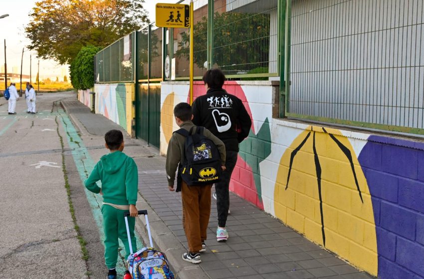  València senyalitza nou noves rutes escolars a Castellar-l’Oliveral i el Forn d’Alcedo