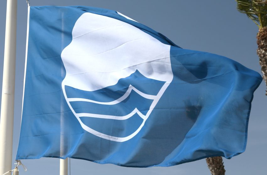  La platja de Puçol tornarà a lluir en 2026 la bandera blava