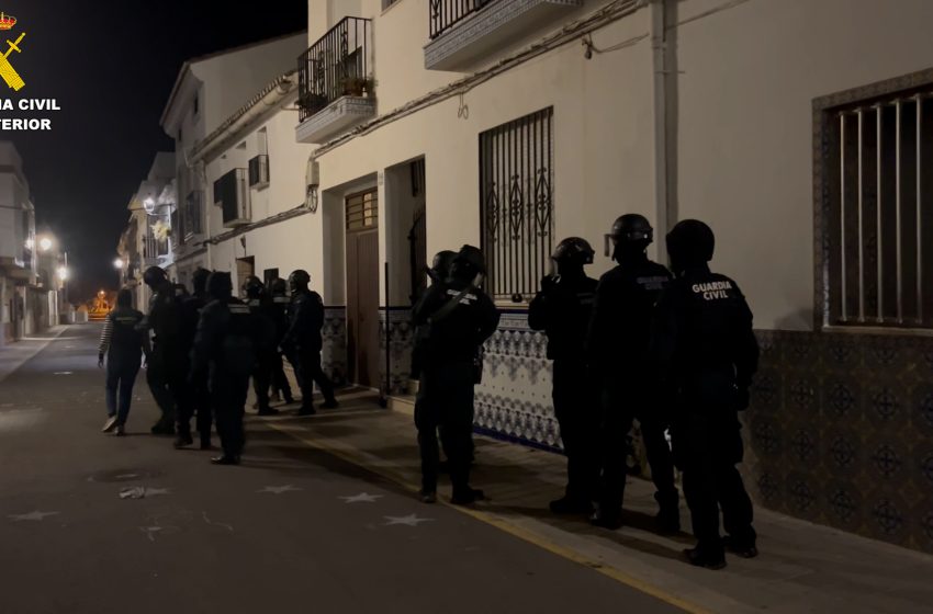  Detingut un traficant a El Puig que repartia droga en patinet i 40.000 euros blanquejats en efectiu