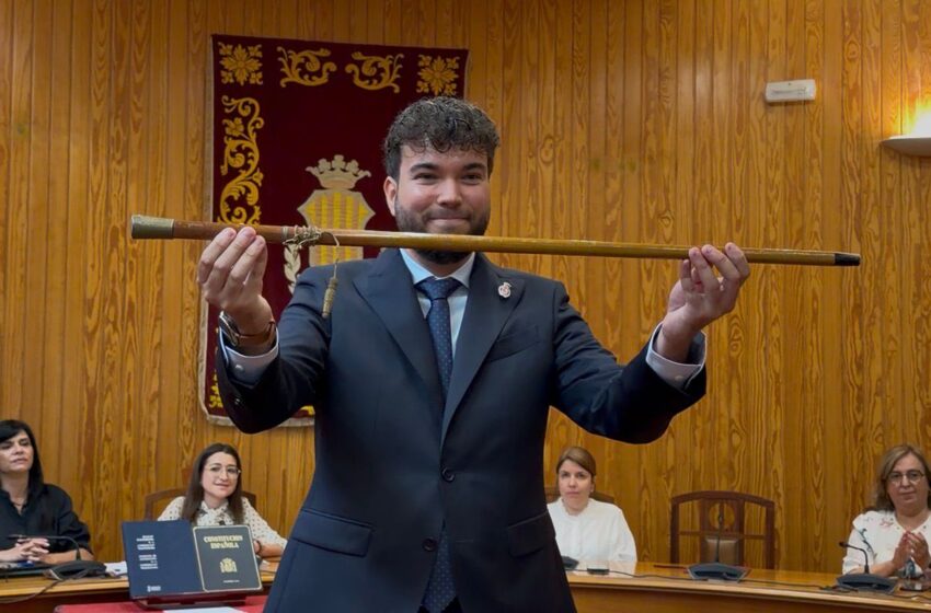  Álvaro Gonzalvo assumeix l’alcaldia de Moncada en virtut del pacte de legislatura entre PSPV i Compromís