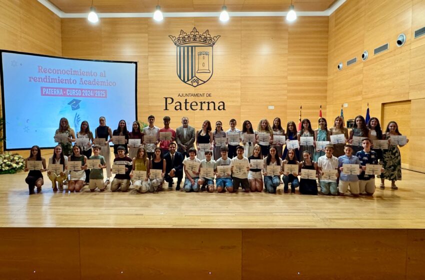  El compromís amb l’educació torna a reunir a Paterna als seus estudiants més brillants