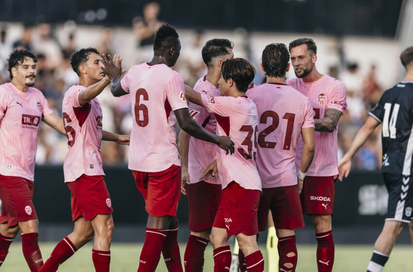  El partit amistós entre entre l’Stoke City i el València CF, demà dissabte en directe per À Punt
