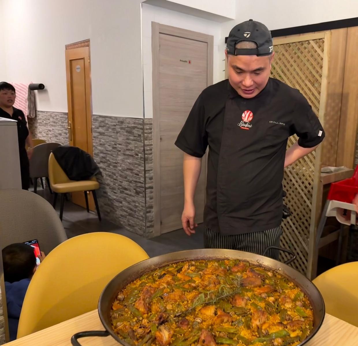 Bin HUi ok