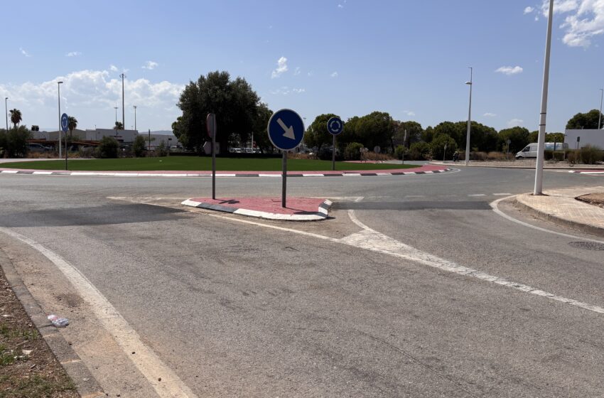  Més 200 m² de calçada es repararan en més de 30 punts de Manises