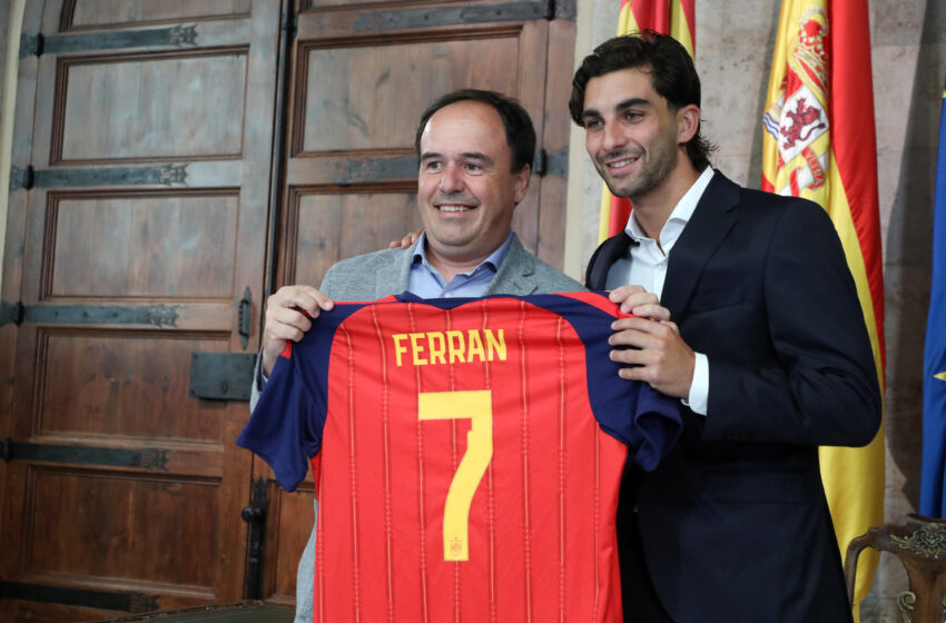  Ferran Torres, nou ambaixador de la Comunitat Valenciana durant els pròxims dos anys