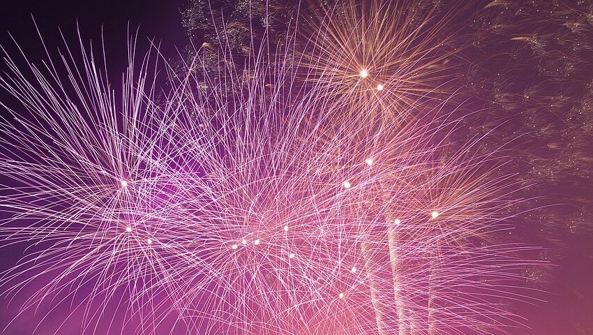  València recupera el Festival Internacional de Pirotècnia en la vespra del 9 d’Octubre