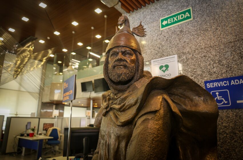  Torrent inicia les obres per a instal·lar l’escultura de Jaume I en l’Avinguda al Vedat