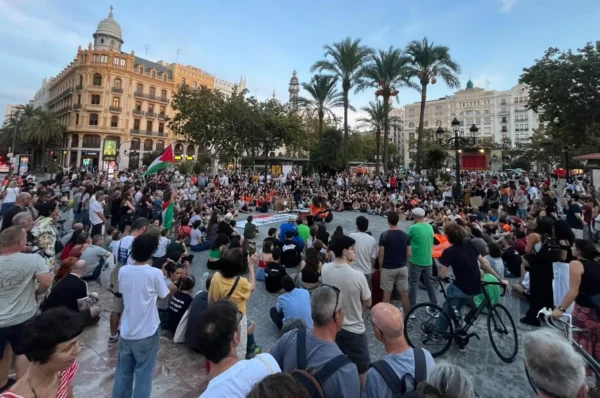 El Sindicat de Llogateres convoca una concentració a la plaça de l’Ajuntament de València en defensa del dret a l’habitatge