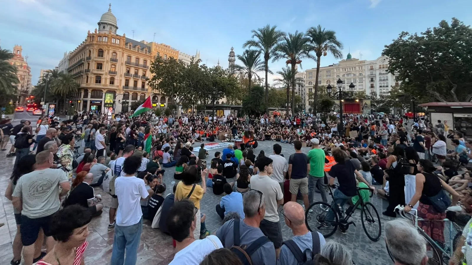 El Sindicat de Llogateres convoca una concentració a la plaça de l’Ajuntament de València en defensa del dret a l’habitatge