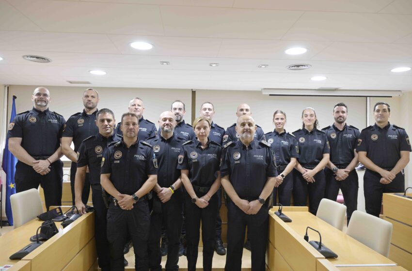  La Policia Local de Paiporta suma 11 nous agents i un inspector amb dues promocions internes