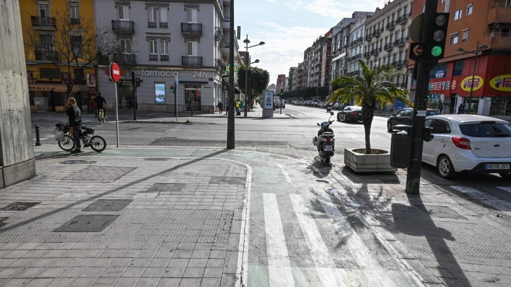 L'Ajuntament licita la redacció del projecte de modificació del carril bici de l'avinguda del Port