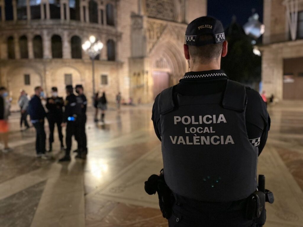 València es blinda la nit d'Halloween davant l'amenaça de Blocus de saquejar els comerços