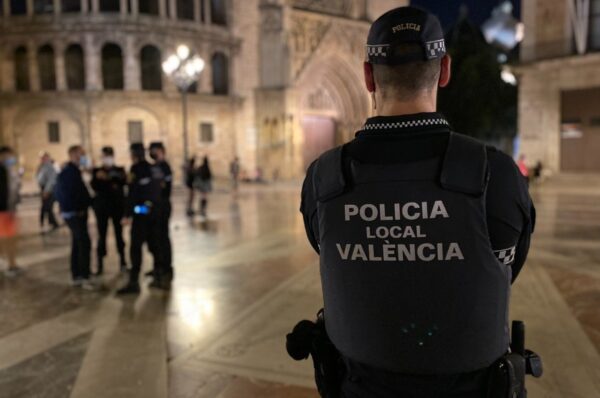 València es blinda la nit d'Halloween davant l'amenaça de Blocus de saquejar els comerços