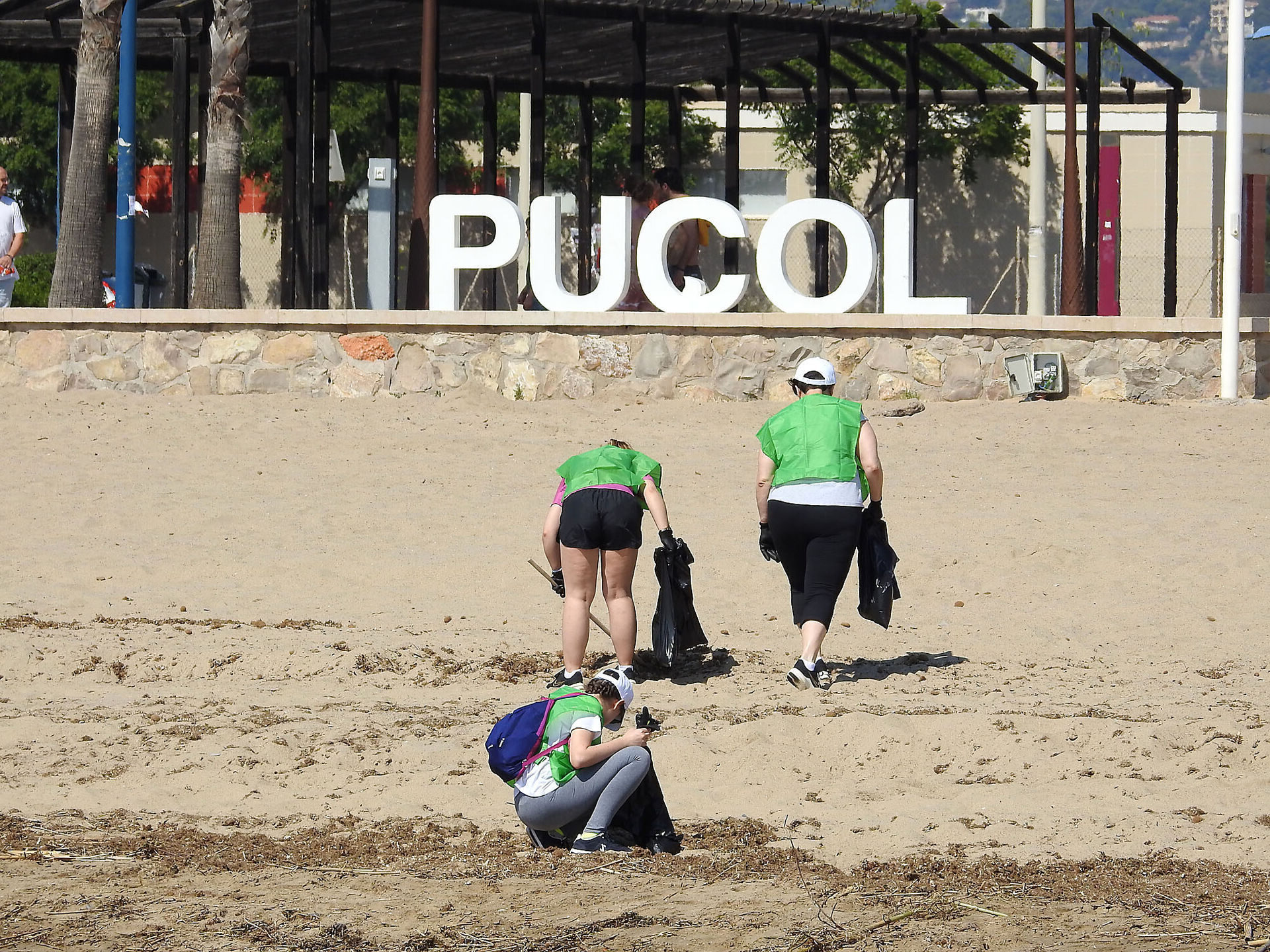 neteja platja de Puçol
